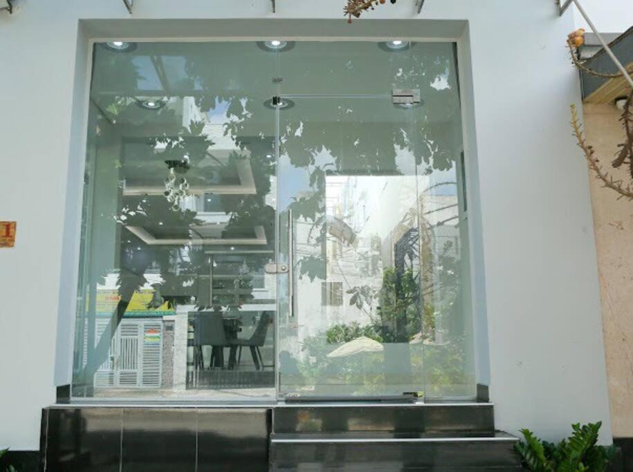 Private In District 7 TP. Hồ Chí Minh